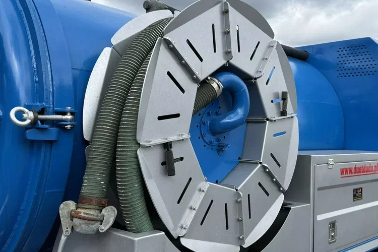 Mitsubishi Canter 7C18 3.0/150 KM Asenizcyjny zdjęcie 26