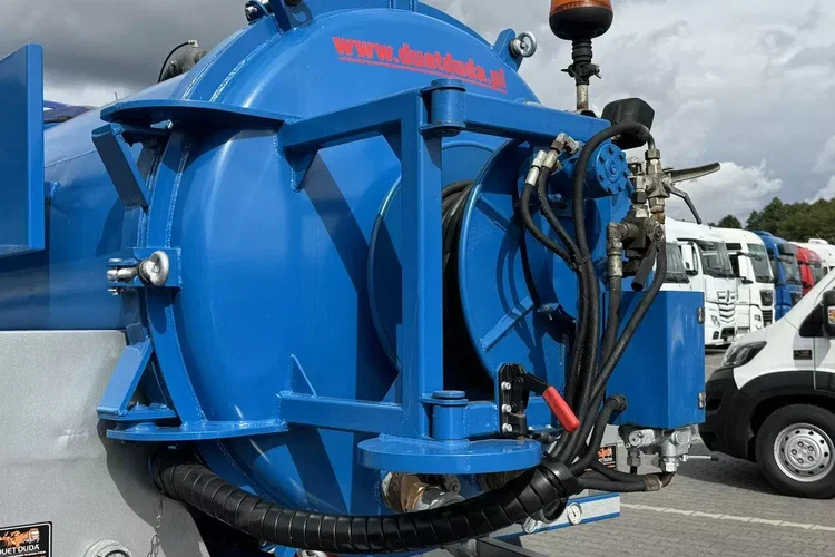 Mitsubishi Canter 7C18 3.0/150 KM Asenizcyjny zdjęcie 32