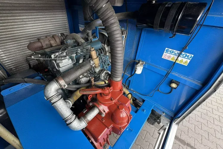 Mitsubishi Canter 7C18 3.0/150 KM Asenizcyjny zdjęcie 6