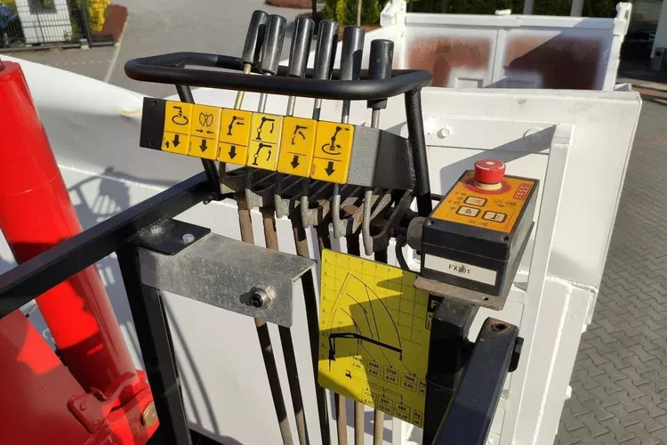 Renault Kerax 26.370 6x4 Mocny HDS FASSI F110 zdjęcie 31