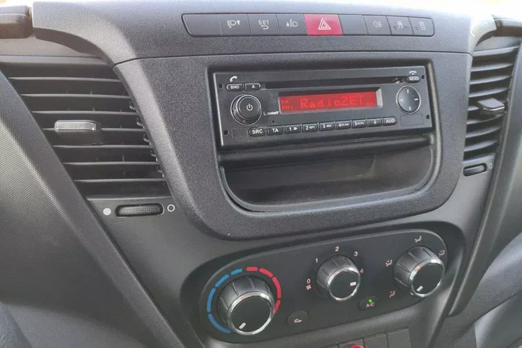 Iveco Daily 70C17 Mroźnia Ściana Grodziowa Multitemperatura zdjęcie 30