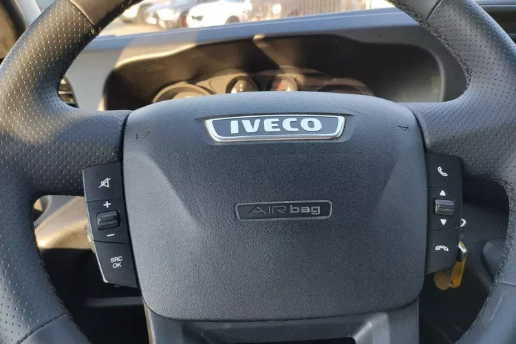 Iveco Daily 70C17 Mroźnia Ściana Grodziowa Multitemperatura zdjęcie 32