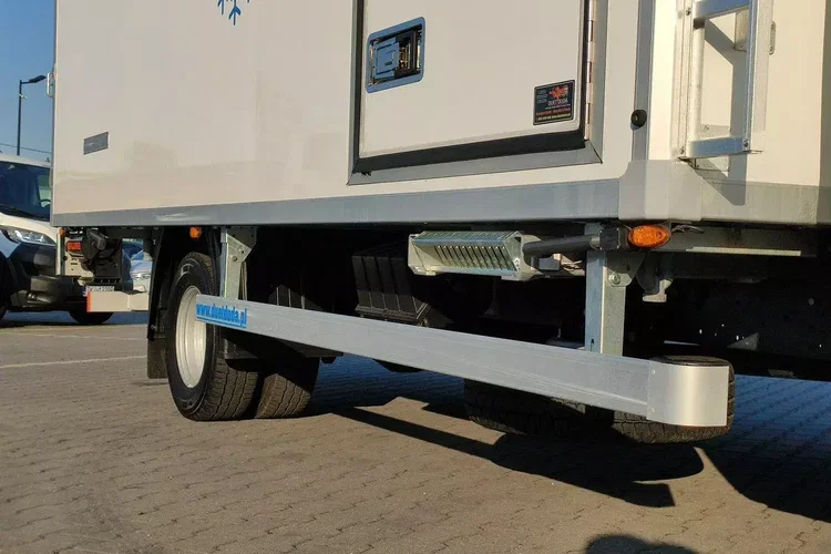 Iveco Daily 70C17 Mroźnia Ściana Grodziowa Multitemperatura zdjęcie 35