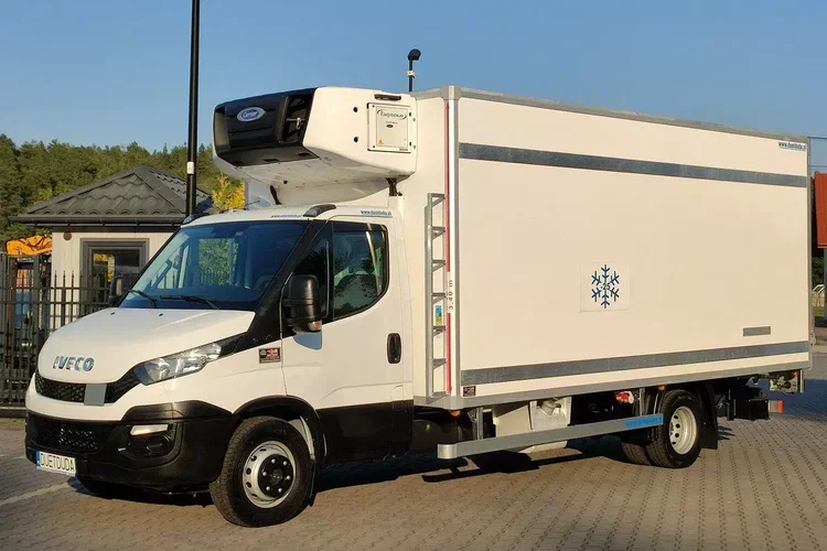 Iveco Daily 70C17 Mroźnia Ściana Grodziowa Multitemperatura zdjęcie 4