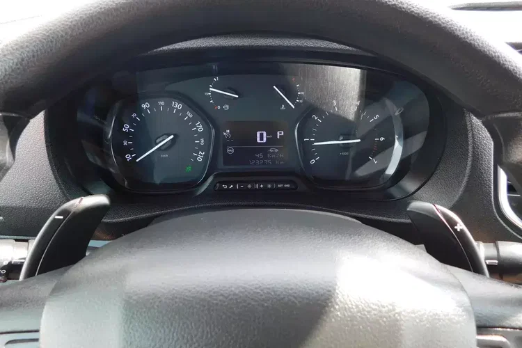 Peugeot EXPERT zdjęcie 12