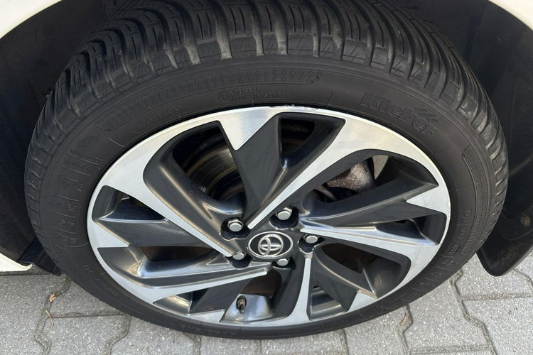 Toyota Auris 1.8 HSD COMFORT STYLE TECH, salon Polska, gwarancja zdjęcie 32