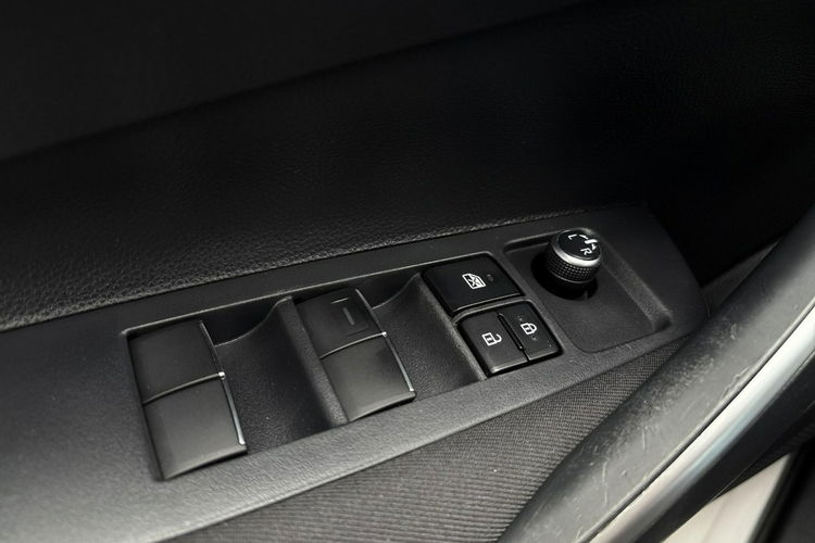 Toyota Corolla 1.8 Hybrid ACTIVE, salon Polska, gwarancja zdjęcie 27