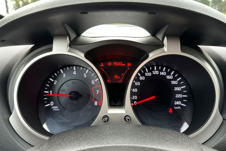 Nissan Juke 2015 1.2 benzyna 115km bezwypadkowy panorama xenon 2 komplety alu zdjęcie 14