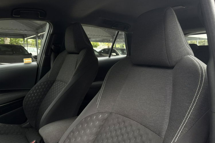 Toyota Corolla 1.8 Hybrid COMFORT TECH, salon Polska, gwarancja, FV23% zdjęcie 24