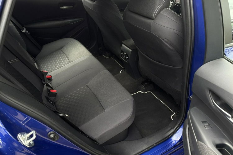 Toyota Corolla 1.8 Hybrid COMFORT TECH, salon Polska, gwarancja, FV23% zdjęcie 29