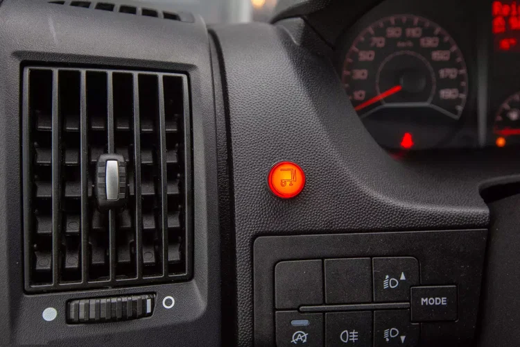 Peugeot Boxer 165KM KONTENER 8ep + WINDA dHollandia 750kg zdjęcie 16