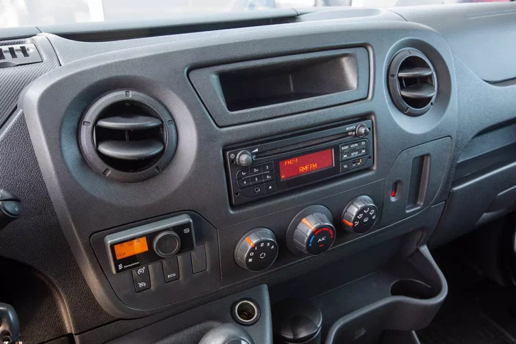 Renault Master L3H2 2.3 CHŁODNIA do 0 C + webasto zdjęcie 18