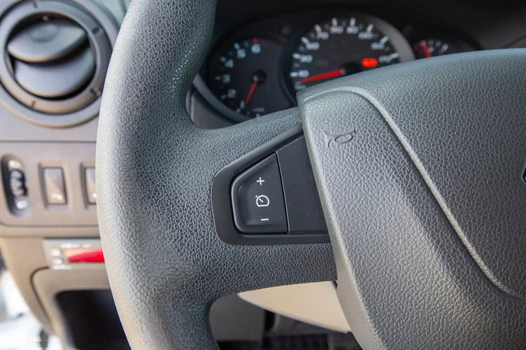 Renault Master L3H2 2.3 CHŁODNIA do 0 C + webasto zdjęcie 20