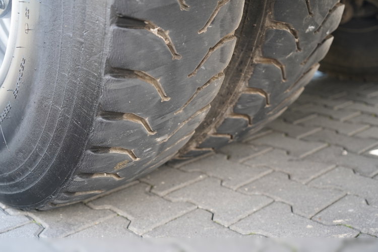 Mercedes ACTROS 2636 / 6x4 / SKRZYNIOWY 6, 5 M + HDS HIAB 166 E-5 HIDUO / WYSUW 15 M / MOCNA PODŁOGA / STEROWANIE RADIOWE / ROTATOR / SPROWADZONY zdjęcie 27