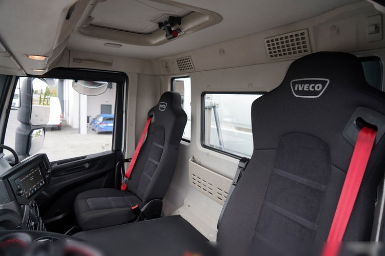 Iveco X-WAY 480 / 8X4 / WYWROTKA DWUSTRONNA / HYDROBURTA / HYDROKLAPA / AUTOMAT / SPROWADZONY zdjęcie 39