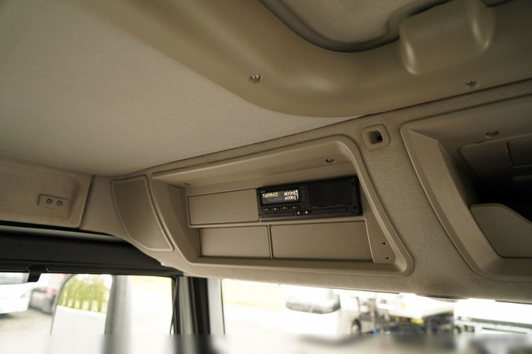 Iveco X-WAY 480 / 8X4 / WYWROTKA DWUSTRONNA / HYDROBURTA / HYDROKLAPA / AUTOMAT / SPROWADZONY zdjęcie 45