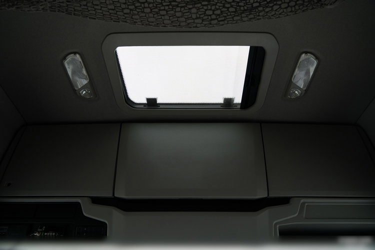 Scania S 500 / MEGA / RETARDER / LOW DECK / KLIMATYZACJA POSTOJOWA / PO KONTRAKCIE SERWISOWYM  zdjęcie 33