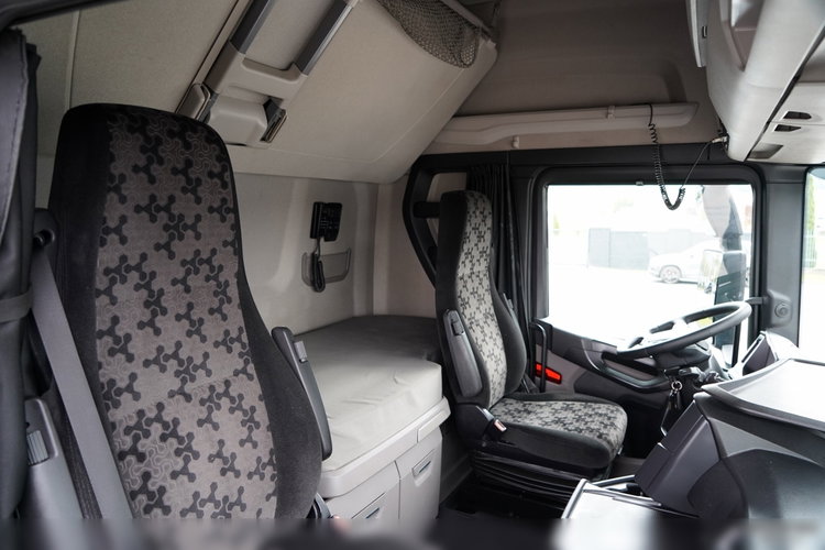 Scania S 500 / MEGA / RETARDER / LOW DECK / KLIMATYZACJA POSTOJOWA / PO KONTRAKCIE SERWISOWYM  zdjęcie 34