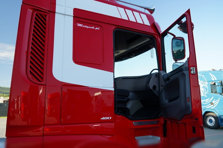 DAF XF 480 / SPACE CAB / RETARDER / KLIMATYZACJA POSTOJOWA / OPONY 100 % / SPROWADZONY / PO KONTRAKCIE SERWISOWYM zdjęcie 30