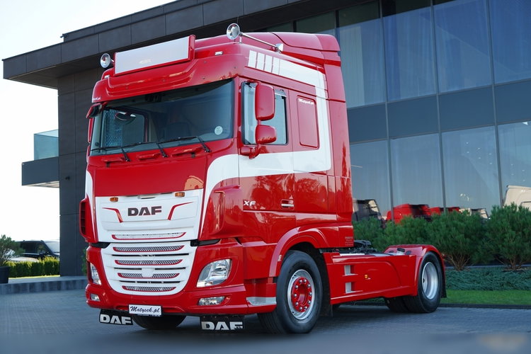 DAF XF 480 / SPACE CAB / RETARDER / KLIMATYZACJA POSTOJOWA / OPONY 100 % / SPROWADZONY / PO KONTRAKCIE SERWISOWYM zdjęcie 4
