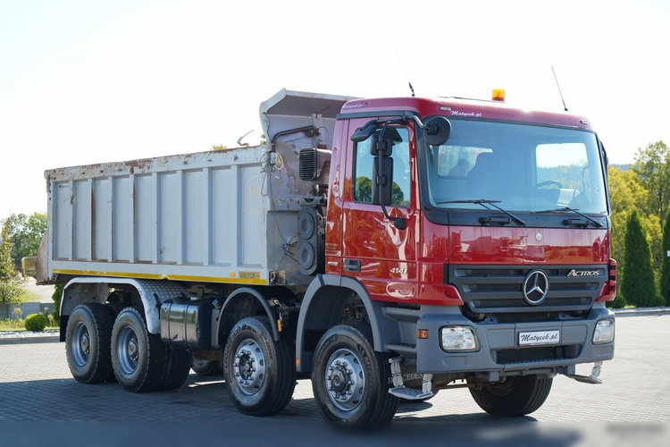 Mercedes -BENZ / ACTROS 4141 / 8X6 / WYWROTKA TYLNOZSYPOWA / WIELTON / EPS + SPRZĘGŁO / OPONY 100% zdjęcie 16