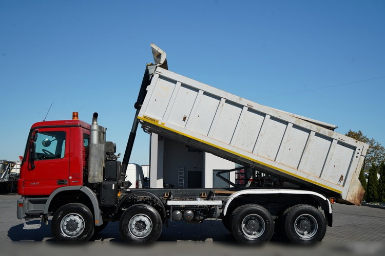 Mercedes -BENZ / ACTROS 4141 / 8X6 / WYWROTKA TYLNOZSYPOWA / WIELTON / EPS + SPRZĘGŁO / OPONY 100% zdjęcie 3