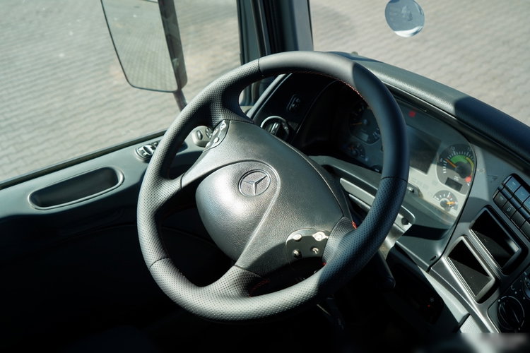 Mercedes -BENZ / ACTROS 4141 / 8X6 / WYWROTKA TYLNOZSYPOWA / WIELTON / EPS + SPRZĘGŁO / OPONY 100% zdjęcie 39