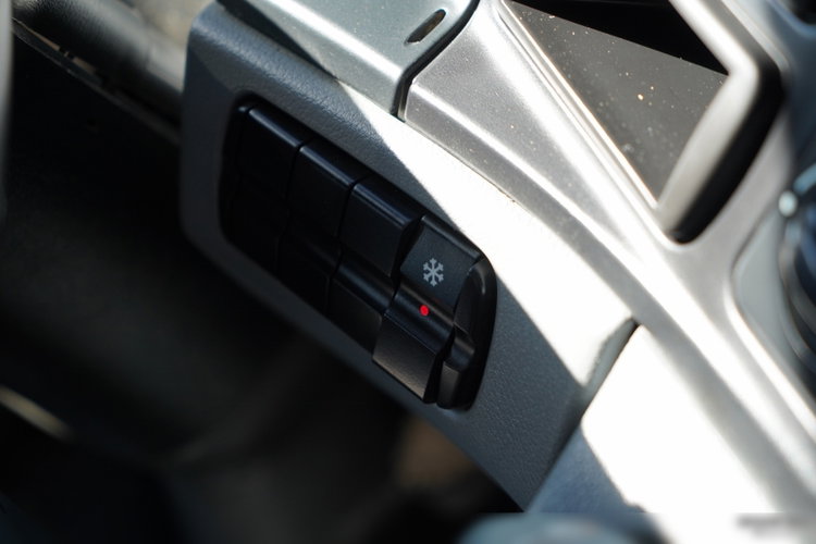 Mercedes -BENZ / ACTROS 4141 / 8X6 / WYWROTKA TYLNOZSYPOWA / WIELTON / EPS + SPRZĘGŁO / OPONY 100% zdjęcie 45