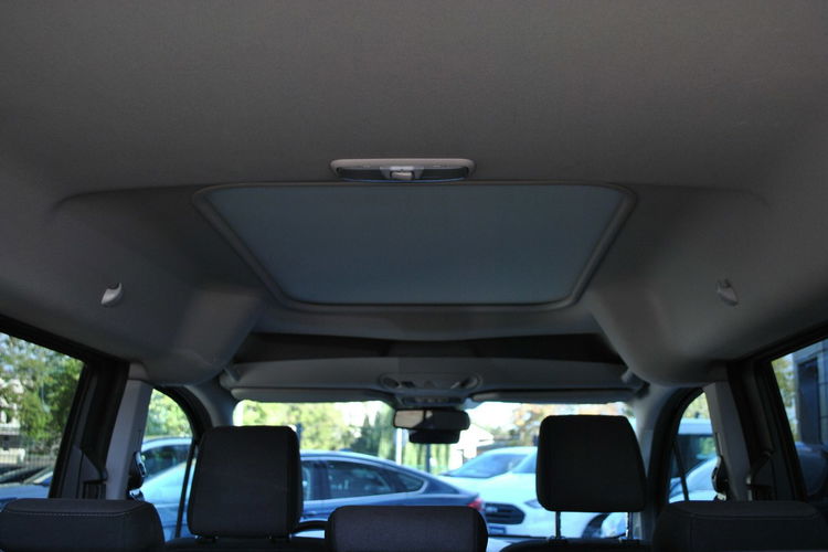 Grand Tourneo Connect Titanium 1, 5 EcoBlue 120KM A8 ASO Forda Gwarancja 7-osobowy zdjęcie 12