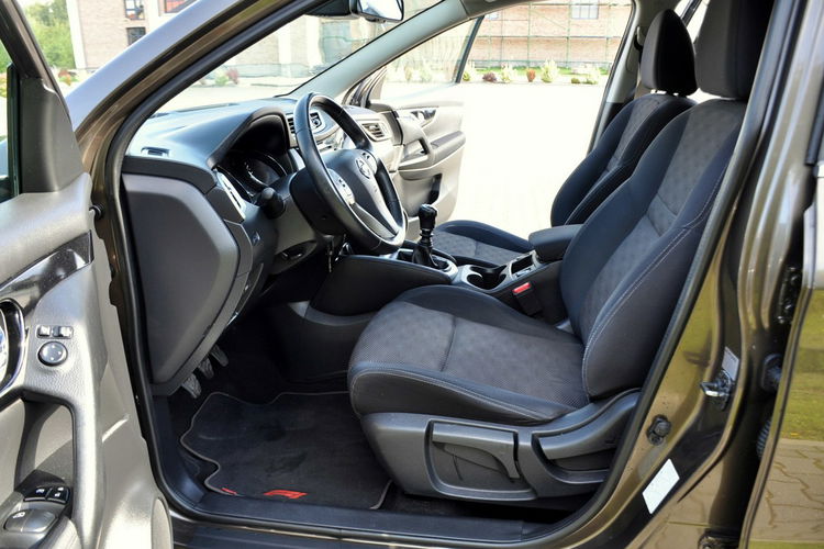 Nissan Qashqai 1.5d(110KM) Radar Led Duża Navi Kamera Welur Grzane Fotele Alu17"ASO zdjęcie 21
