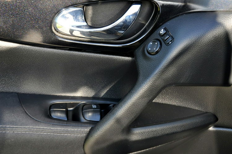 Nissan Qashqai 1.5d(110KM) Radar Led Duża Navi Kamera Welur Grzane Fotele Alu17"ASO zdjęcie 37