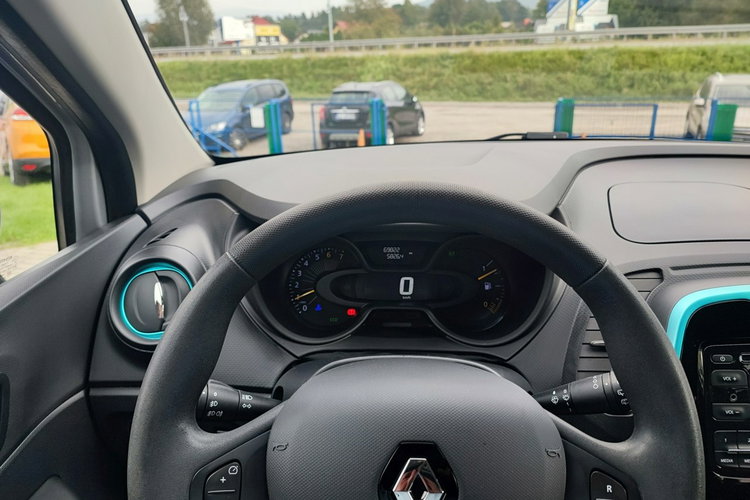 Renault Captur -niski udokumentowany przebieg + pełny serwis zdjęcie 11