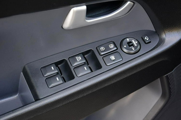 Kia Sportage Automat AWD Xenon Ledy Navi 2XParktronic Kamera Skóry Park Assist zdjęcie 31