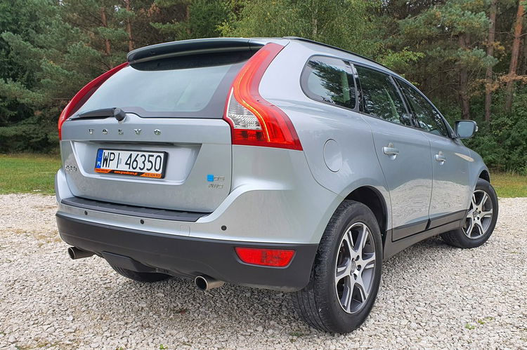 Volvo XC 60 2.4 D5 205KM # AWD # Automat # Kinetic # Polski Salon # Super Stan zdjęcie 2