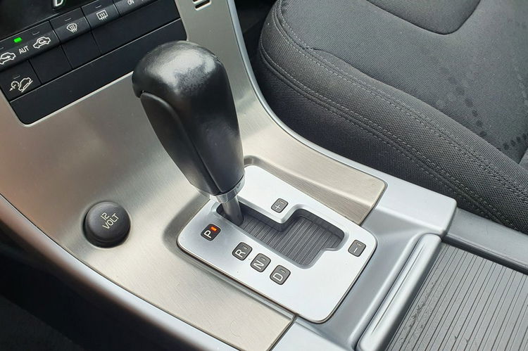 Volvo XC 60 2.4 D5 205KM # AWD # Automat # Kinetic # Polski Salon # Super Stan zdjęcie 23