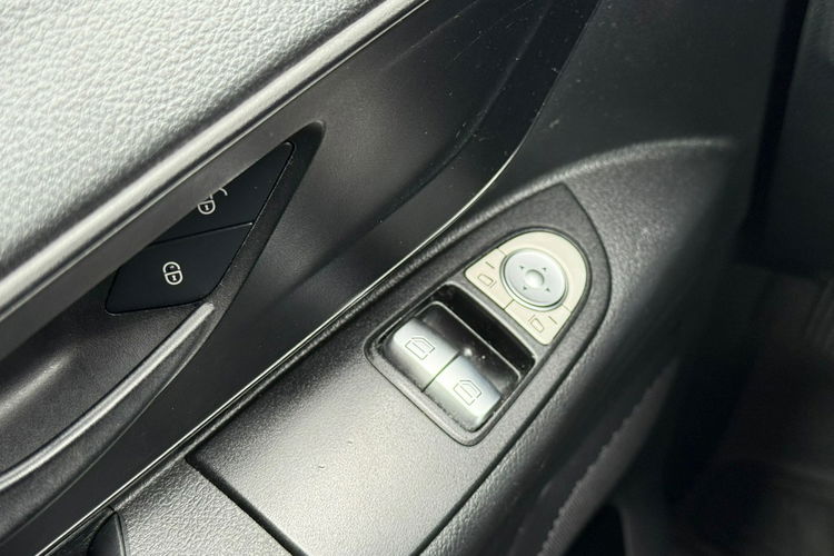 Mercedes Vito zdjęcie 17