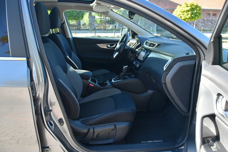 Nissan Qashqai 1.6dCi 130KM Automat XI.2017r. FullLED Panorama Kamera360 NAVi zdjęcie 10