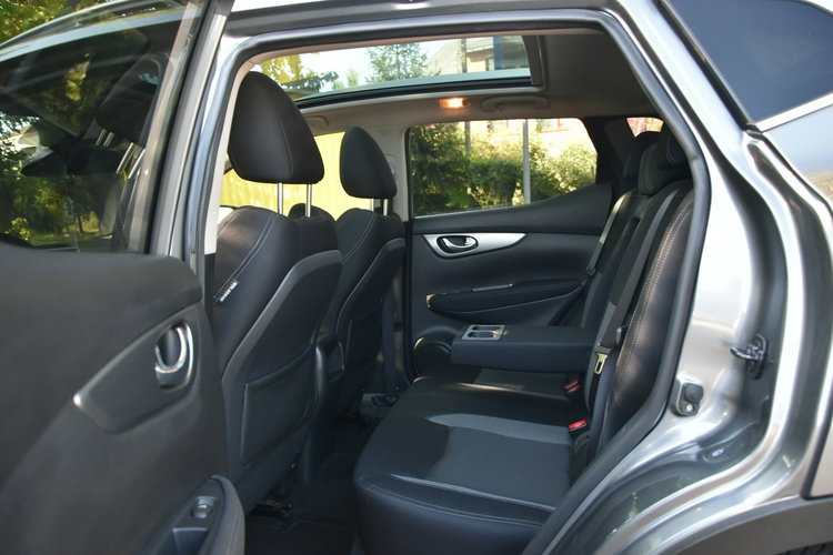 Nissan Qashqai 1.6dCi 130KM Automat XI.2017r. FullLED Panorama Kamera360 NAVi zdjęcie 13