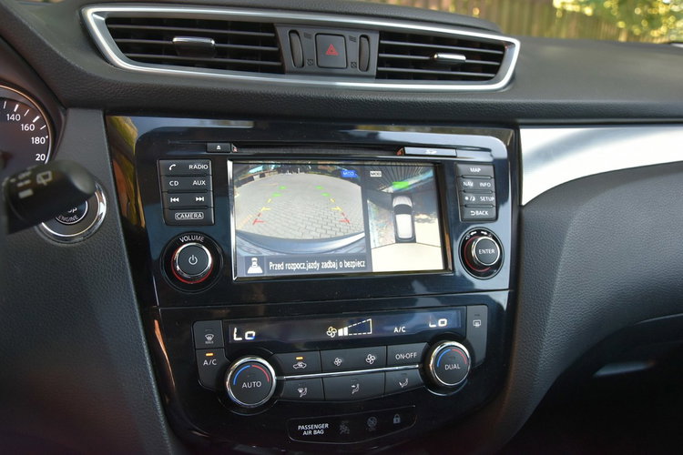Nissan Qashqai 1.6dCi 130KM Automat XI.2017r. FullLED Panorama Kamera360 NAVi zdjęcie 8