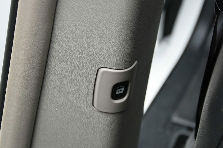 Chrysler Town & Country 3.6 V6 287KM 2016r. Skóra 7os. DVD Kamera el. drzwi PL tablice zdjęcie 15