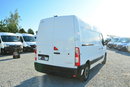 Renault Master sredniak master L2H2 3 osobowy lift pełna opcja zdjęcie 3