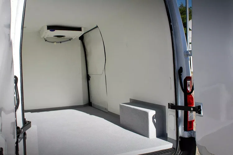 Renault Master L3H2 Chłodnia do -5'C - zabudowa, agregat Carrier Citimax 280 zdjęcie 18