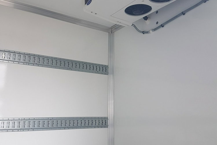 Renault Master 8EP CHŁODNIA 4.20x2.10x2.00 IZOTERMA AGREGAT CARRIER FUNKCJA GRZANIA zdjęcie 26