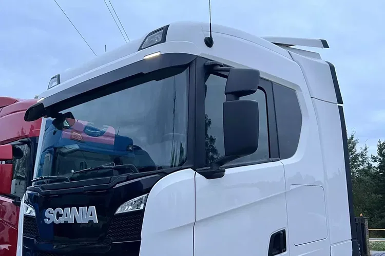 R450 z Niemiec cała na poduszce x6 hydraulika ASO Scania Full LED NAVI zdjęcie 19