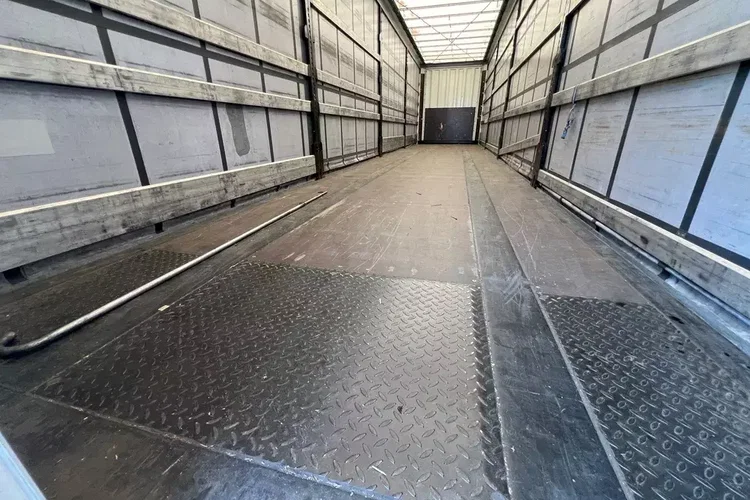 Scania S450 mega low deck perfekcyjny stan zestaw złoty kontrakt ASO full opcja zdjęcie 6