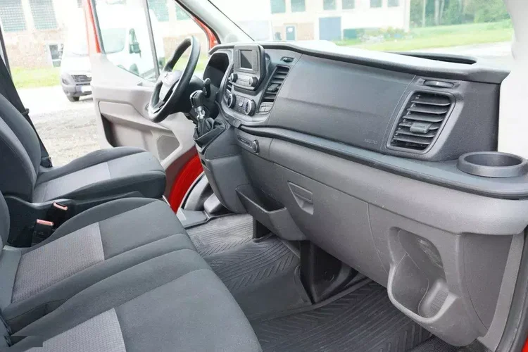 Ford Transit zdjęcie 16