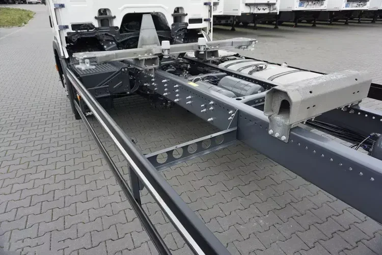 Scania / P 410 / E 6 / BDF + WINDA / 7.15 , 7.45, 7.82 M / RETARDER zdjęcie 22