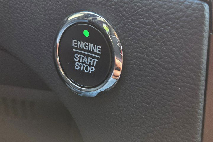 Ford S-Max 2.0Tdci 190KM VAT23% TITANIUM Blisy Kamery Full Pełny Serwis Gwarancja zdjęcie 22