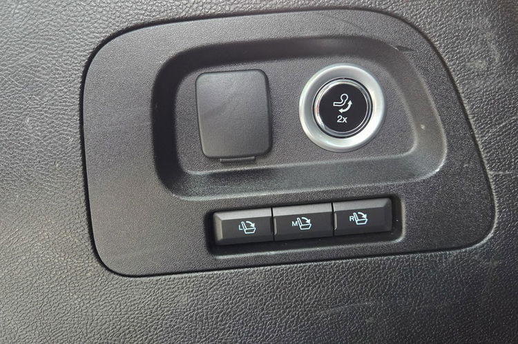 Ford S-Max 2.0Tdci 190KM VAT23% TITANIUM Blisy Kamery Full Pełny Serwis Gwarancja zdjęcie 32