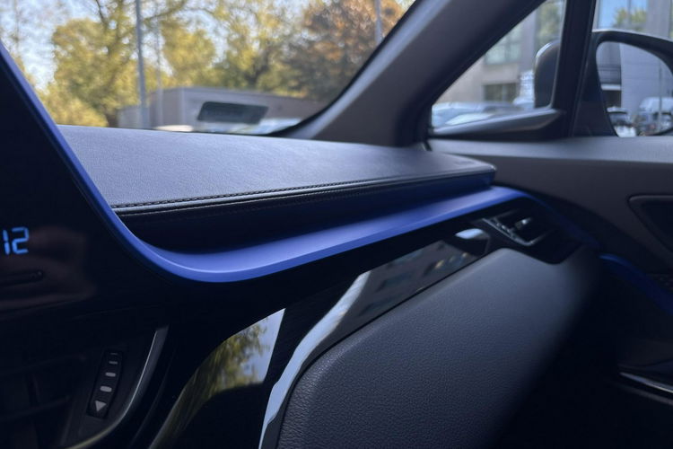 Toyota C-HR 1.2 T 116KM DYNAMIC, salon Polska, gwarancja zdjęcie 30